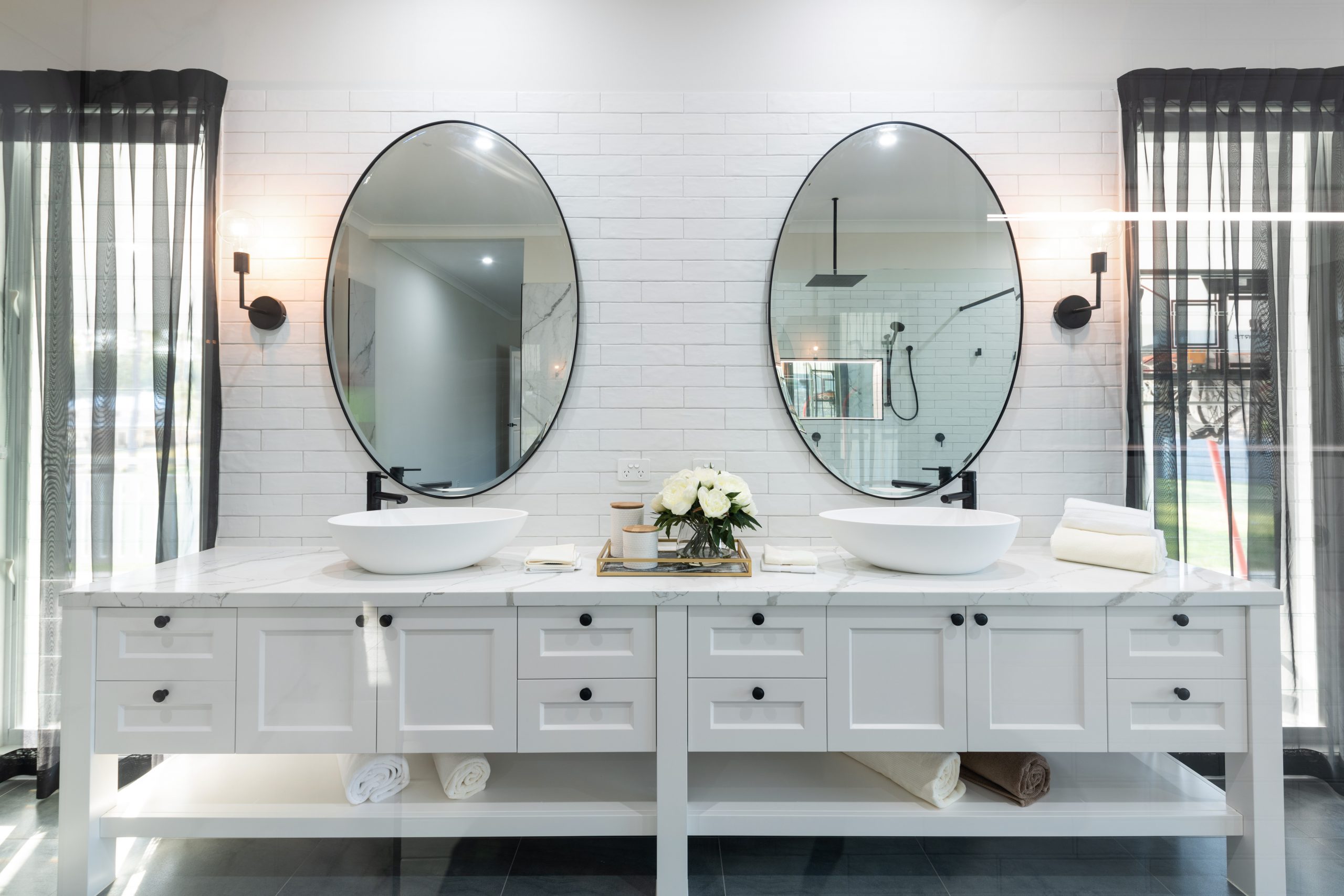 Wood, Marble and White | Kitchens made better